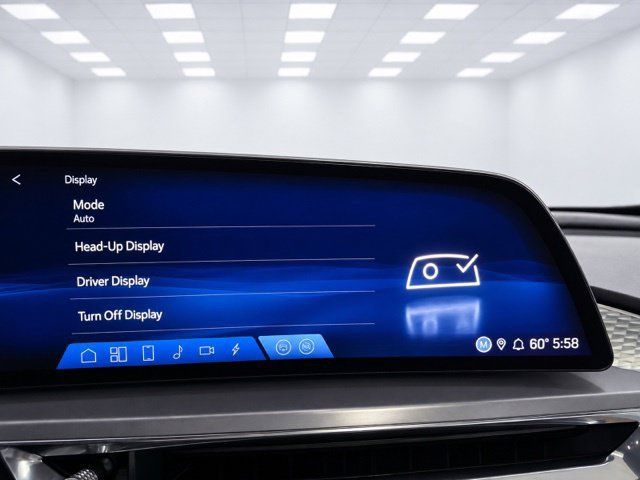 Used 2024 Cadillac Lyriq Sport AWD/4WD image 39
