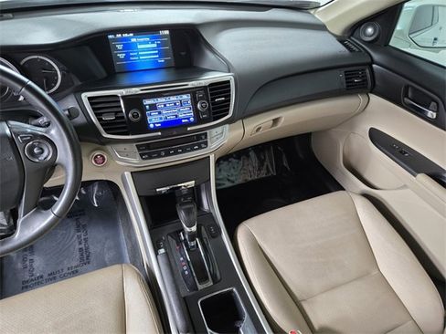 Used 2015 Honda Accord EX-L image 18