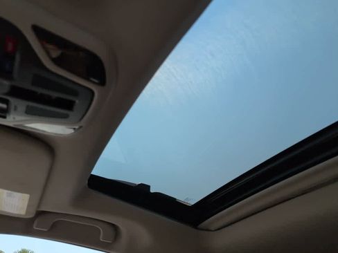 Used 2022 Subaru Outback Touring image 12