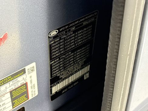 Used 2019 Land Rover Range Rover Sport SE AWD/4WD image 35