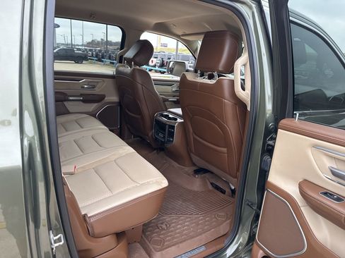 Used 2020 RAM 1500 Laramie image 12