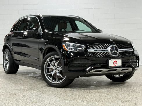 Used 2020 Mercedes-Benz GLC 300 4MATIC image 4