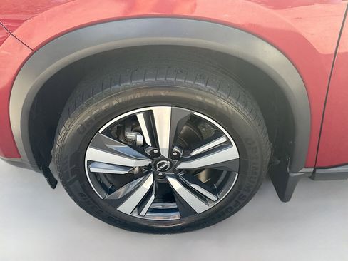 Used 2022 Nissan Rogue SL image 36