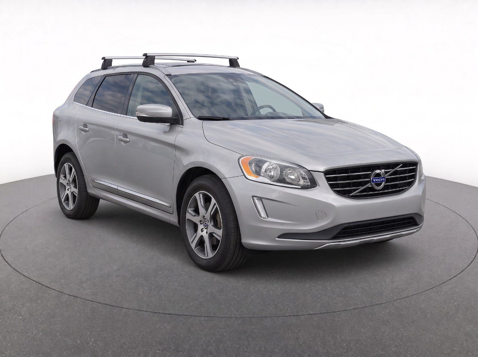 Used 2015 Volvo XC60 T6 AWD/4WD image 1