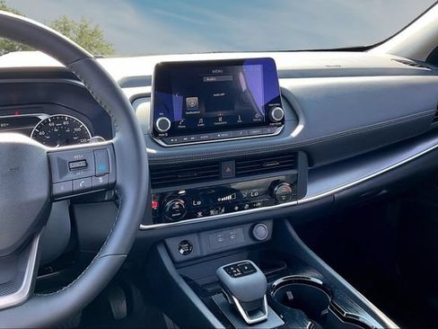 New 2026 Nissan Rogue SV FWD image 6