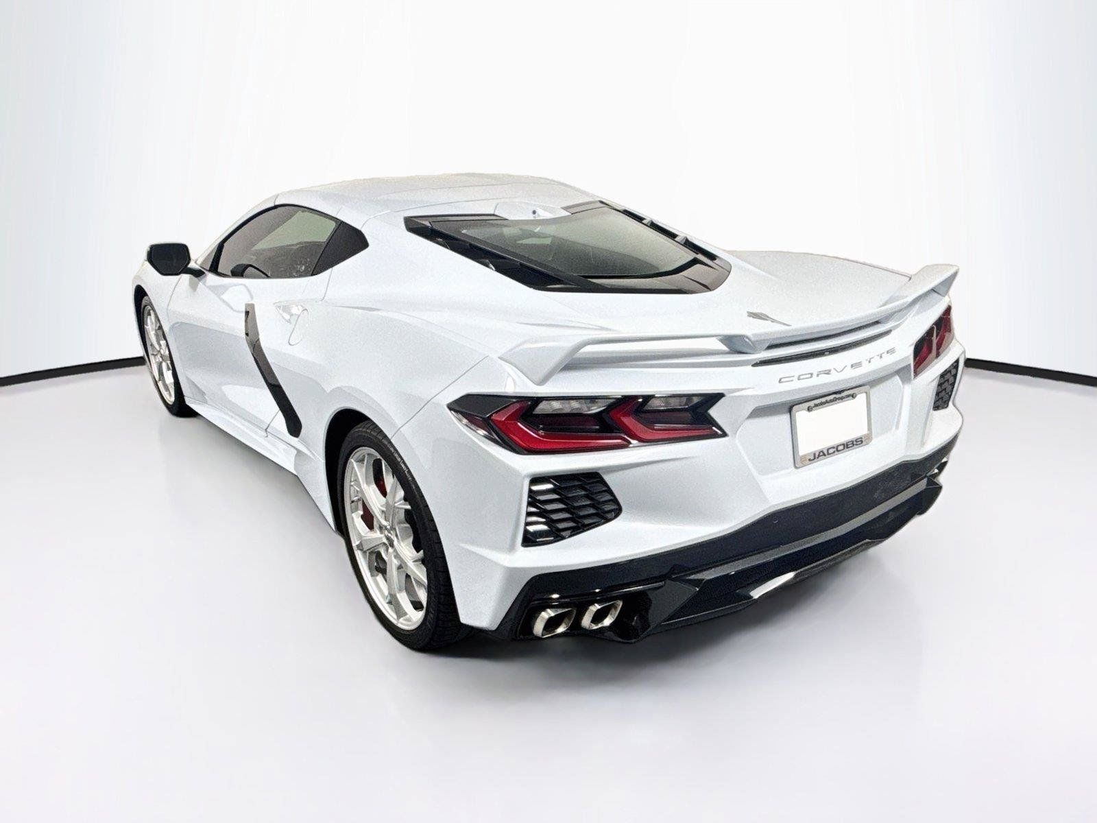 Used 2021 Chevrolet Corvette Stingray Preferred Cpe w/ Z51 Performance Package RWD image 3