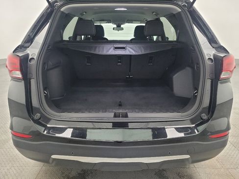Used 2024 Chevrolet Equinox LT FWD image 29