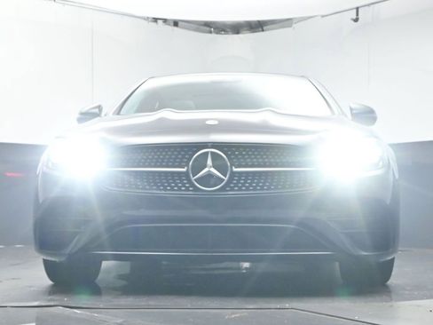 Used 2023 Mercedes-Benz E 350 Sedan image 31