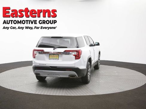 Used 2023 GMC Acadia SLE FWD image 35