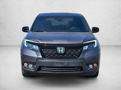 Used 2021 Honda Passport Sport image 2