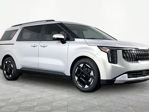 New 2026 Kia Carnival EX FWD image 3