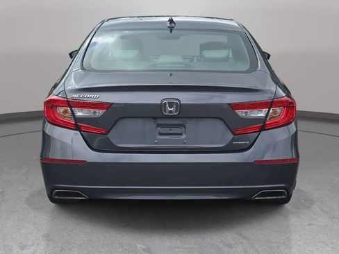 Used 2018 Honda Accord Touring image 6