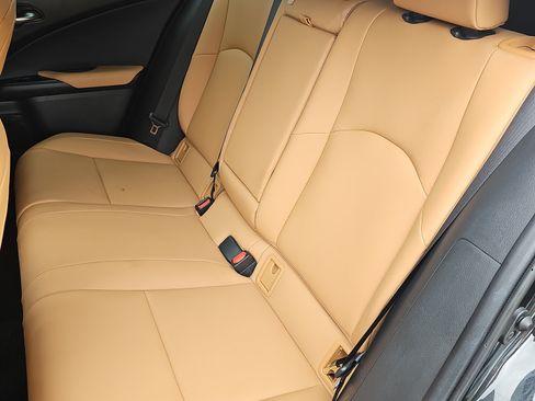 Used 2024 Lexus UX 250h AWD w/ Premium Package image 14