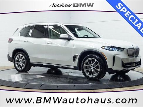 New 2026 BMW X5 xDrive50e image 1
