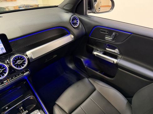 Certified 2024 Mercedes-Benz GLB 250 image 10