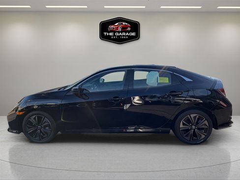Used 2017 Honda Civic EX image 4