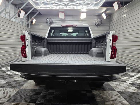 Used 2025 Chevrolet Silverado 1500 W/T AWD/4WD image 11