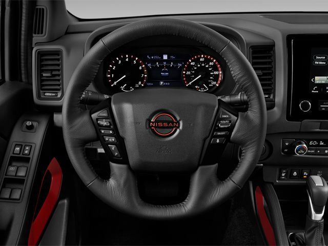 Used 2022 Nissan Frontier PRO-4X AWD/4WD image 8