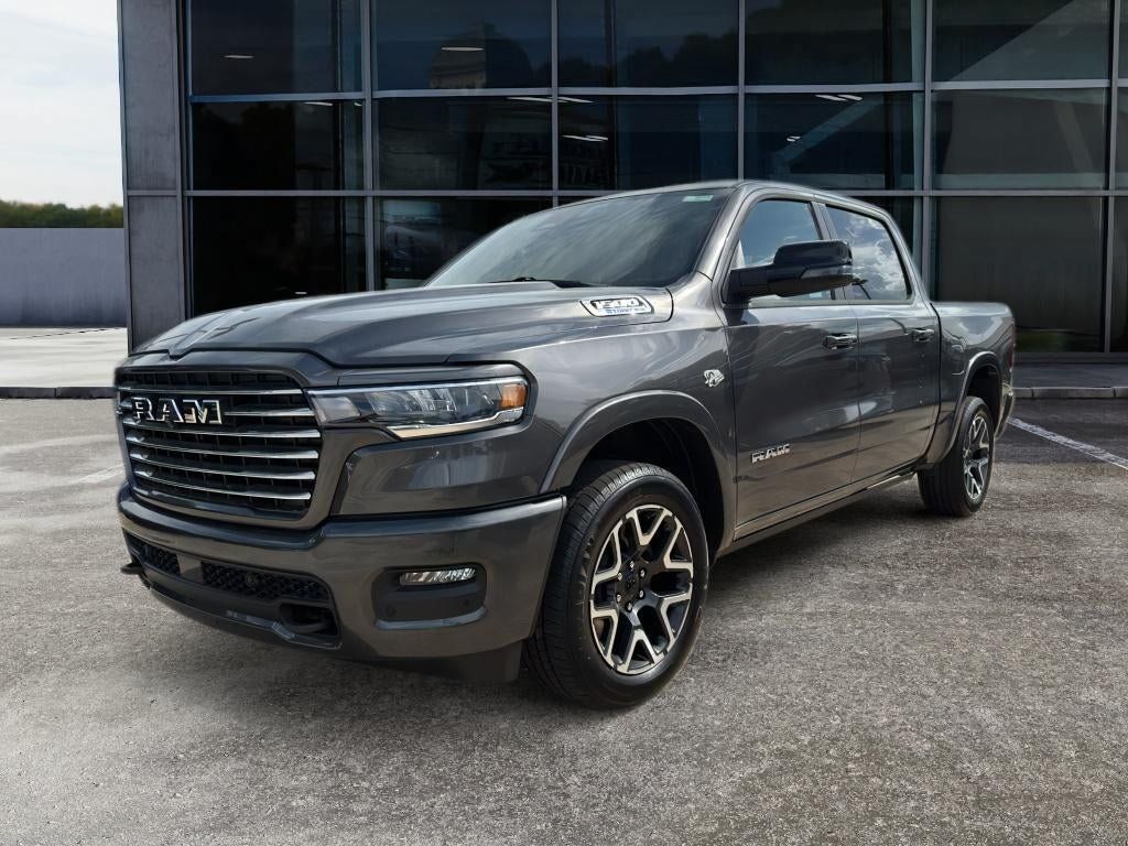 New 2026 RAM 1500 Laramie w/ Laramie Preferred Package AWD/4WD image 3
