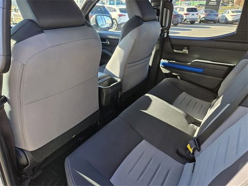 Used 2024 Toyota Tacoma TRD Off-Road image 33