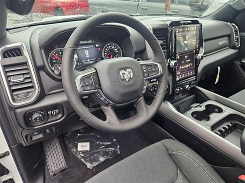 New 2026 RAM 1500 4x4 Crew Cab image 13