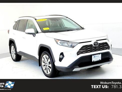 Used 2019 Toyota RAV4 Limited image 1