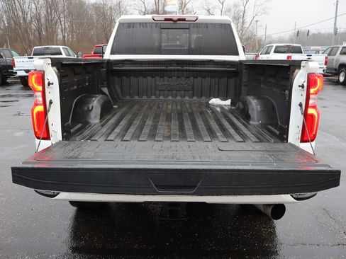 Used 2023 Chevrolet Silverado 3500 High Country w/ Z71 Off-Road Package image 37