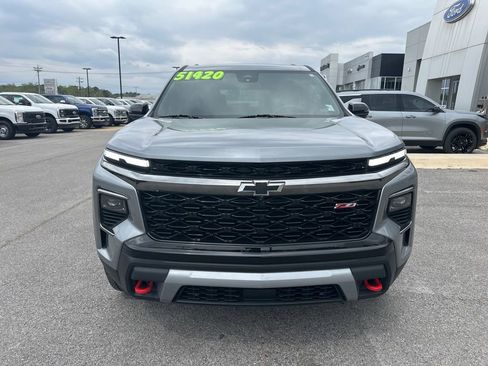 Used 2025 Chevrolet Traverse Z71 w/ Driver Confidence Package image 2