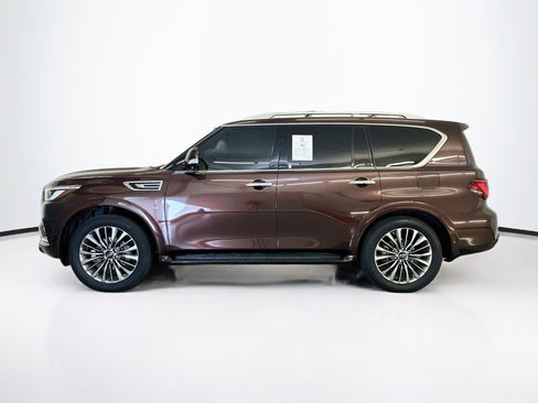 Used 2018 INFINITI QX80 4WD w/ Driver Assistance Package image 4