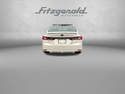 Used 2025 Toyota Camry XSE FWD image 13