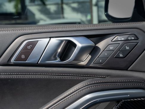 Used 2024 BMW X6 M60i w/ Dynamic Handling Package image 29