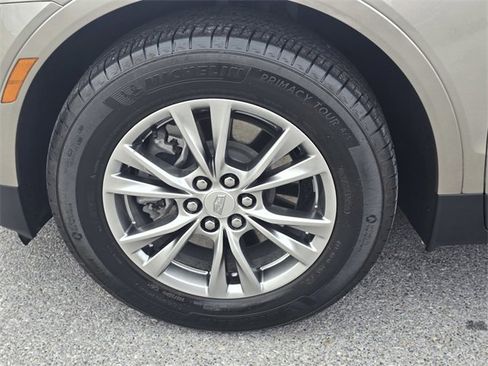 Used 2023 Cadillac XT5 Premium Luxury w/ Technology Package image 10