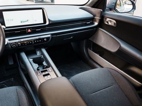 New 2025 Hyundai Ioniq 6 SE RWD image 23