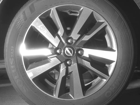 Used 2025 Nissan Versa SV image 15