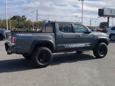Used 2023 Toyota Tacoma TRD Off-Road image 13