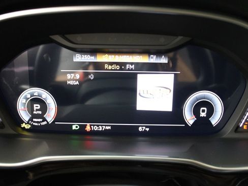 Used 2024 Audi Q3 2.0T Premium Plus image 16