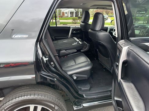 Used 2018 Toyota 4Runner Limited AWD/4WD image 17