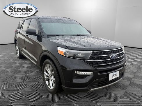 Used 2021 Ford Explorer XLT w/ Equipment Group 202A image 7
