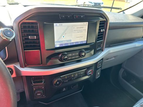 Used 2023 Ford F150 XLT w/ XTR Package image 28