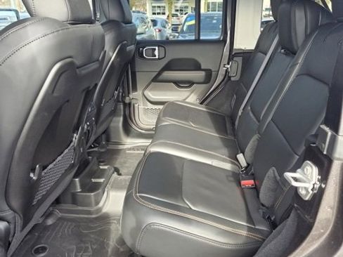 Used 2025 Jeep Wrangler Unlimited Rubicon 392 image 30