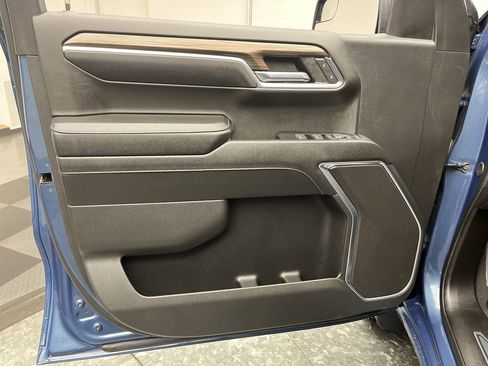 Certified 2024 Chevrolet Silverado 1500 RST image 8