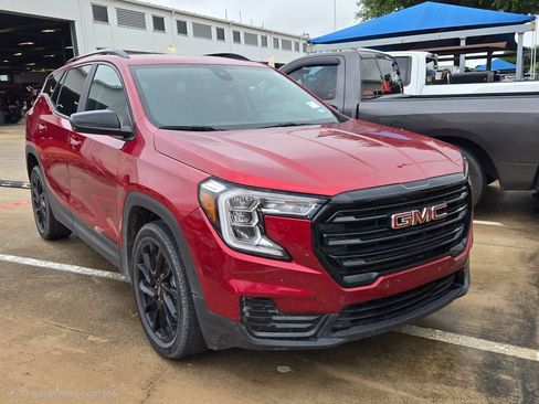 Used 2023 GMC Terrain SLE w/ Driver Convenience Package FWD image 1