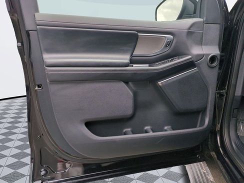 Used 2025 Ford Expedition Max Platinum AWD/4WD image 10