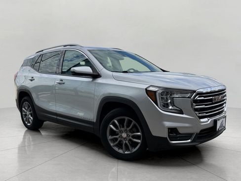 Used 2022 GMC Terrain SLT AWD/4WD image 1