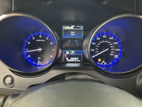 Used 2018 Subaru Outback 3.6R Touring AWD/4WD image 13