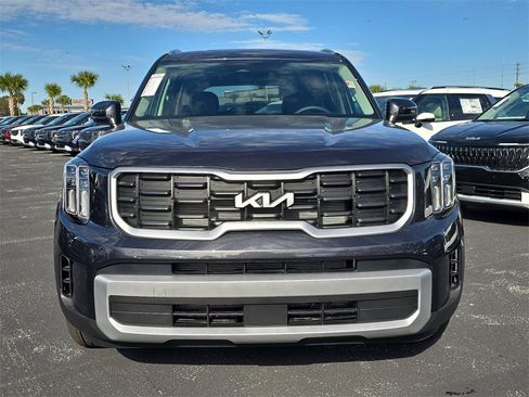 New 2025 Kia Telluride S image 3
