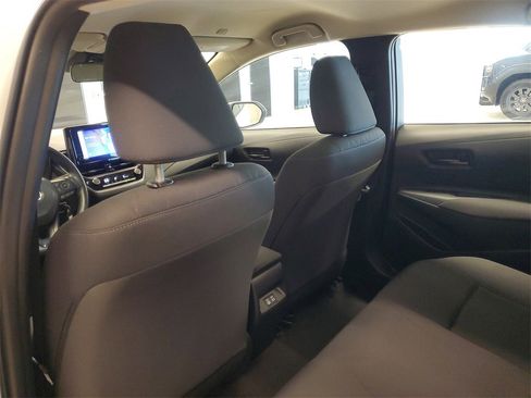 Used 2023 Toyota Corolla LE image 12