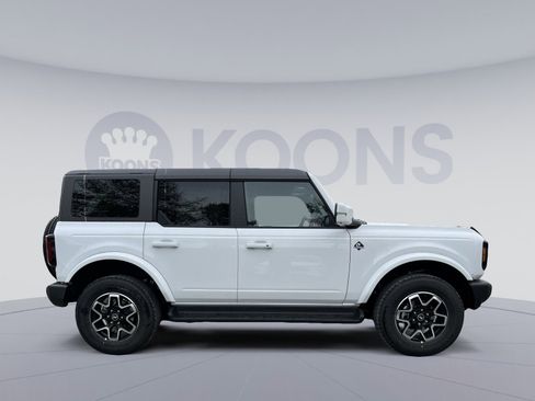 New 2025 Ford Bronco Outer Banks image 8