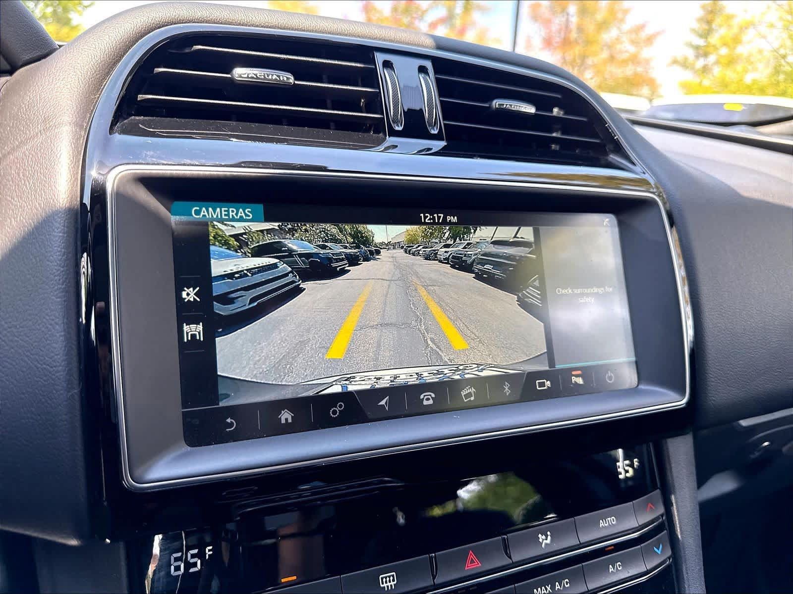 Used 2019 Jaguar F-PACE Premium AWD/4WD image 24