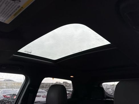 Certified 2022 Chevrolet TrailBlazer RS w/ Sun and Liftgate Package FWD image 26